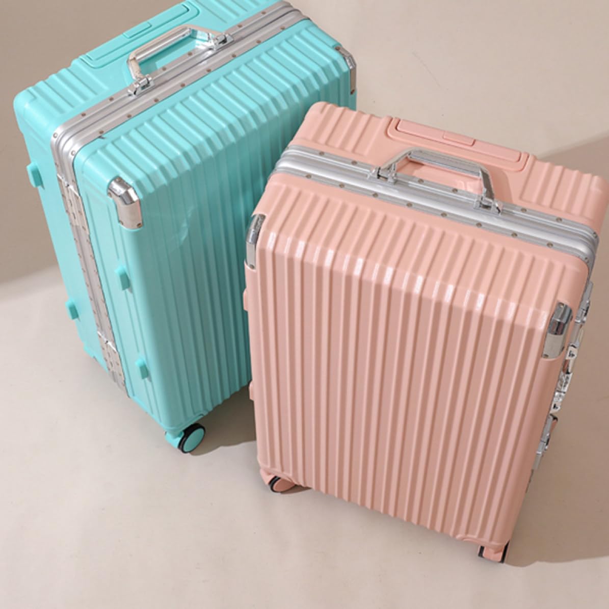 【極美品】 DONNER カホン ケース付き30×30×48 極美品】 DONNER カホン ケース付き30×30×48 楽器・機材